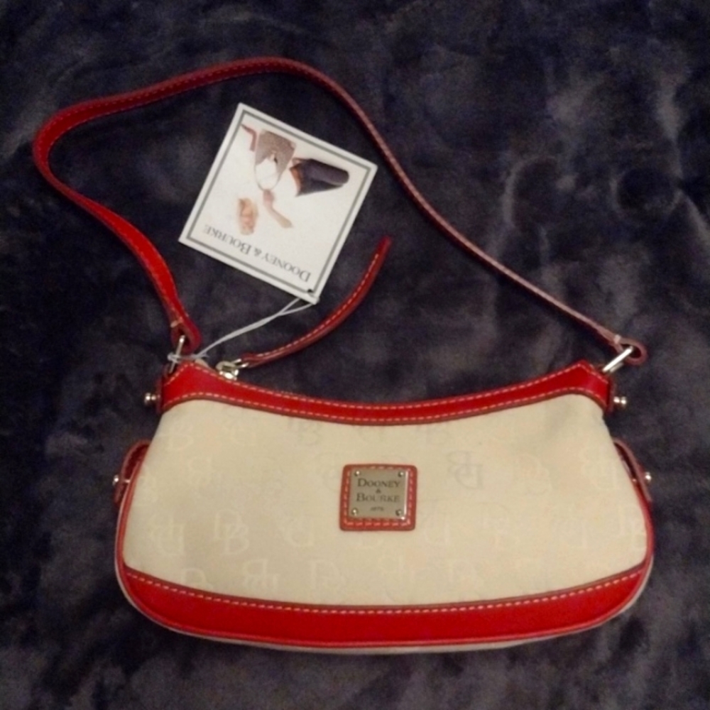 BNWT.... Dooney& Bourke